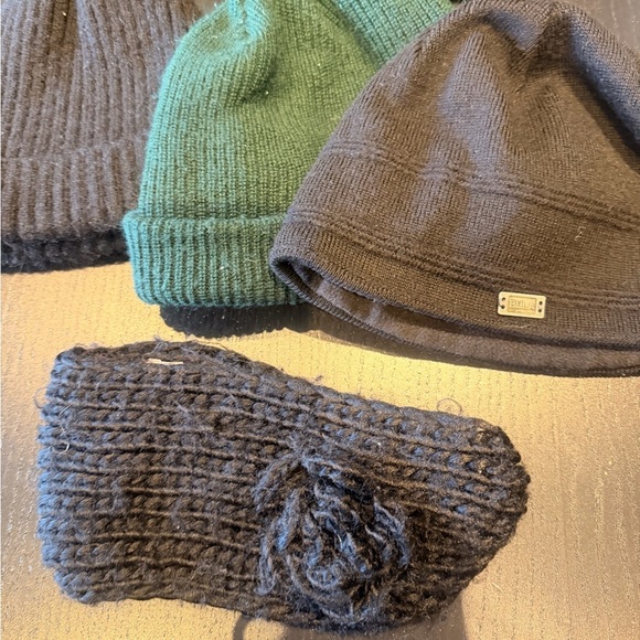 Peanuts Black and Green Kids Hat Set - Picture 5 of 6